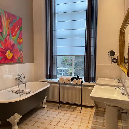 Bed & Breakfast Kerkstraatje3 Midden In Historisch Centrum *