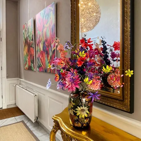 Kerkstraatje3 Midden In Historisch Centrum Bed and Breakfast 3*