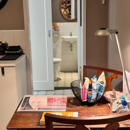 Bed & Breakfast Kerkstraatje3 Midden In Historisch Centrum 3*