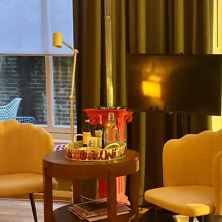 Bed & Breakfast Kerkstraatje3 Midden In Historisch Centrum 3*